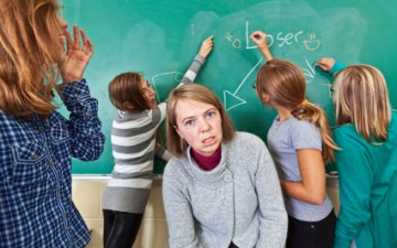 Why schools do not remove under-performing teachers